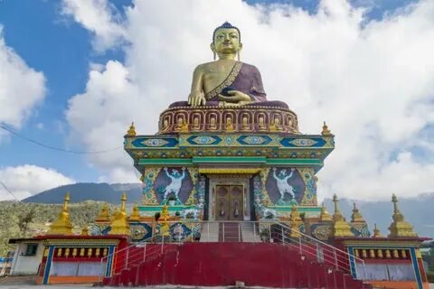 Giant Buddha Statue