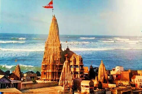 Dwarkadhish Temple Gujarat - The Holiday Trips