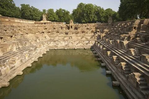 Modhera Sun Temple Stepped Tank - The Holiday Trips
