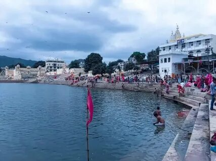 Pushkar Holy Lake And Brahma Temple - The Holiday Trips