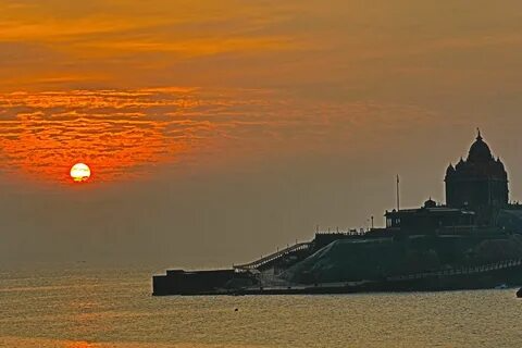 Kanyakumari Sunset And Vivekananda Rock - The Holiday Trips