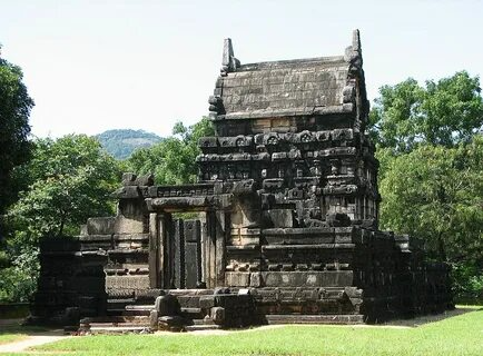 Dravidian Temple Architecture - The Holiday Trips
