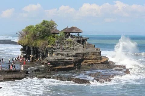 Tanah Lot Temple Bali