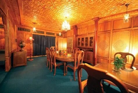 Traditional Kashmir Houseboat