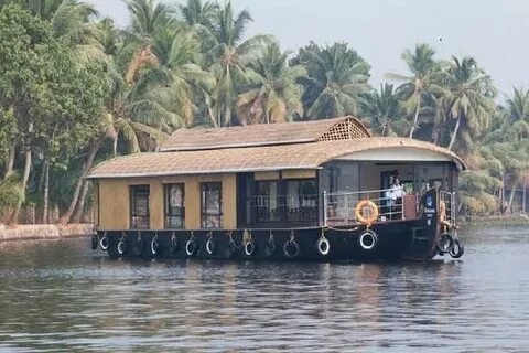 Alleppey Houseboat Backwaters