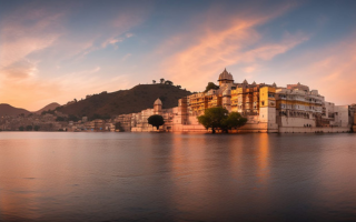 Lake Pichola in Udaipur Rajasthan