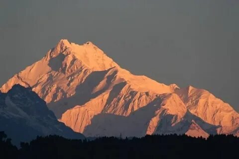 Tiger Hill Sunrise Kanchenjunga
