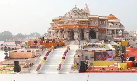 5 Days Ayodhya, Varanasi & Prayagraj - The Holiday Trips